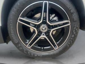 Mercedes-Benz GLA GLA200 Progressive - Image 16