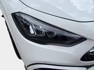 Mercedes-Benz GLA GLA200 Progressive - Image 19