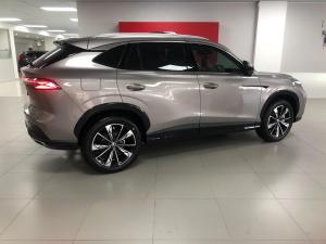 MG HS 2.0T Luxury - Image 7