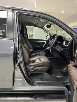 Image Toyota Fortuner 2.4GD-6 4x4 auto