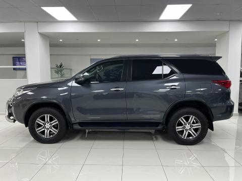 Image Toyota Fortuner 2.4GD-6 4x4 auto