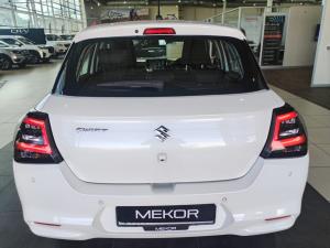 Suzuki Swift 1.2 GLX auto - Image 4