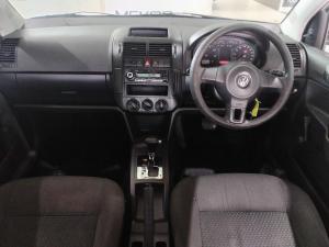 Volkswagen Polo Vivo sedan 1.4 Trendline auto - Image 9