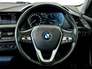 BMW 1 Series 118i - Image 10