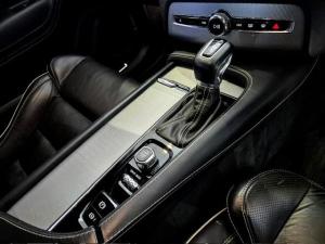 Volvo XC90 D5 AWD R-Design - Image 18