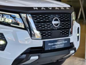 Nissan Navara 2.5DDTi double cab LE - Image 8