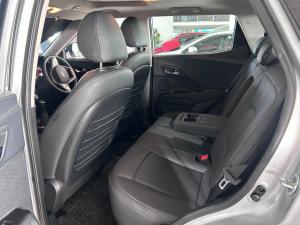 Mahindra XUV300 1.2T W8 - Image 8