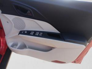 Mahindra XUV300 1.5TD W6 - Image 15