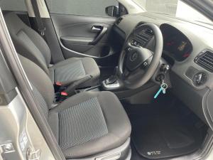 Volkswagen Polo Vivo hatch 1.6 Comfortline auto - Image 14