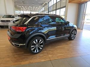 Volkswagen T-Roc 2.0TSI 140kW 4Motion Design - Image 2