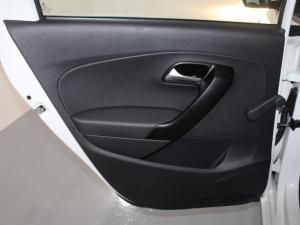 Volkswagen Polo Vivo 1.6 Style - Image 13