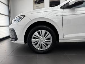 Volkswagen Polo sedan 1.6 auto - Image 4