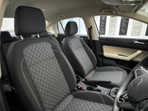 Volkswagen Polo sedan 1.6 auto - Image 8