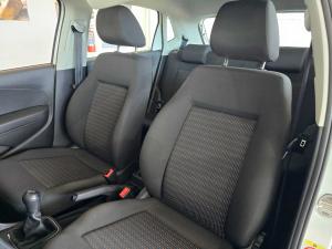 Volkswagen Polo Vivo hatch 1.4 Trendline - Image 11