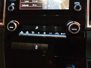 Toyota Quantum 2.8 LWB bus 9-seater VX Premium - Image 18