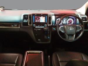 Toyota Quantum 2.8 LWB bus 9-seater VX Premium - Image 6