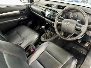 Toyota Hilux 2.4GD single cab S (aircon) - Image 4