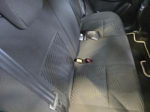 Suzuki Swift 1.2 GLX auto - Image 21