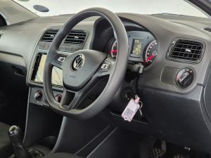 Volkswagen Polo Vivo hatch 1.4 - Image 13
