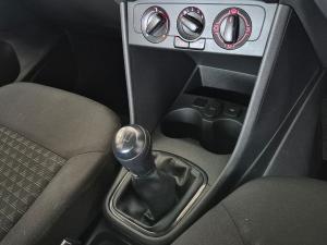 Volkswagen Polo Vivo hatch 1.4 - Image 16