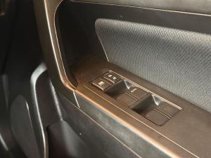 Suzuki Vitara Brezza 1.5 GL auto - Image 17