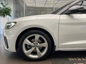 Audi A1 Sportback 35TFSI Advanced - Image 8