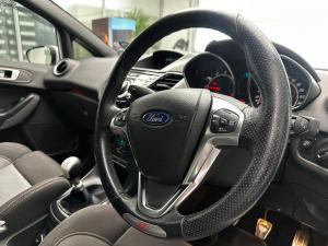Ford Fiesta ST200 - Image 17