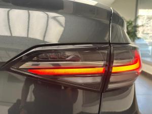 Volkswagen Polo sedan 1.6 manual - Image 11