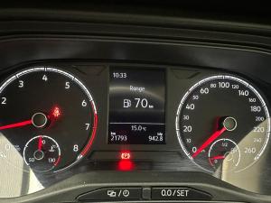 Volkswagen Polo sedan 1.6 manual - Image 13