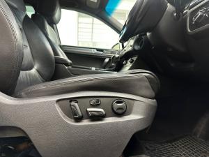 Volkswagen Touareg V6 TDI Luxury - Image 19