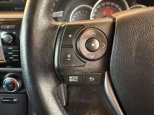 Toyota Corolla 1.6 Prestige auto - Image 14