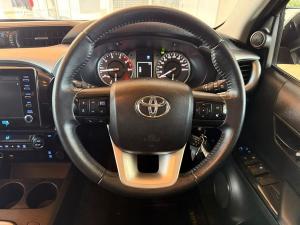 Toyota Hilux 2.8GD-6 double cab Raider auto - Image 14