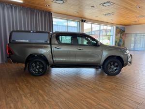 Toyota Hilux 2.8GD-6 double cab Raider auto - Image 9