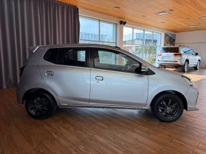 Toyota Agya 1.0 auto - Image 7