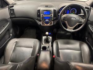 Hyundai i30 1.6 GLS - Image 6