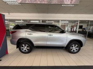 Toyota Fortuner 2.4GD-6 auto - Image 3