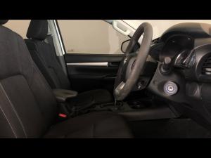Toyota Hilux 2.4GD-6 double cab Raider auto - Image 10