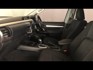 Toyota Hilux 2.8GD-6 double cab 4x4 Raider auto - Image 7