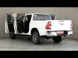 Toyota Hilux 2.8GD-6 double cab 4x4 Raider auto - Image 25