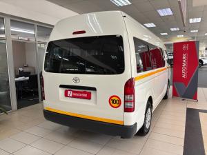 Toyota Hiace 2.5D-4D Ses-fikile 16-seater - Image 2