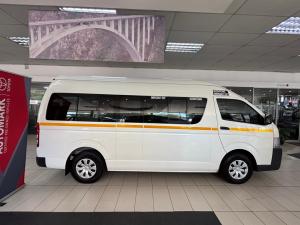Toyota Hiace 2.5D-4D Ses-fikile 16-seater - Image 3