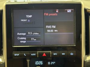 Toyota Land Cruiser 200 4.5D-4D V8 VX-R - Image 13