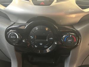 Ford EcoSport 1.5TDCi Titanium - Image 16