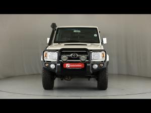 Toyota Land Cruiser 79 4.5D-4D V8 double cab LX - Image 4