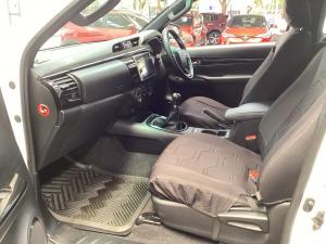 Toyota Hilux 2.8GD-6 Xtra cab Legend 50 - Image 7