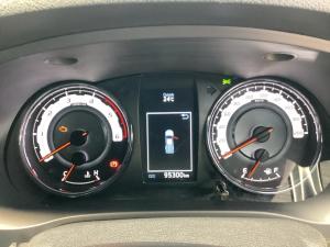 Toyota Hilux 2.8GD-6 Xtra cab Legend 50 - Image 8