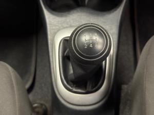 Toyota Yaris 3-door 1.0 XS - Image 10