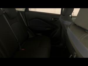 Toyota Starlet 1.5 XS auto - Image 12