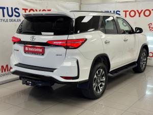 Toyota Fortuner 2.4GD-6 4x4 - Image 2