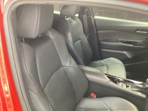 Toyota C-HR 1.2T Luxury - Image 17